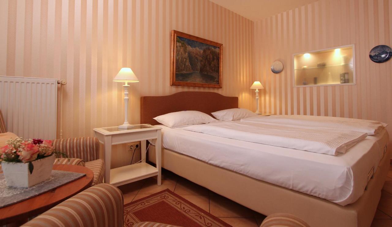Ferienwohnung Antonia Кюлунгсборн Экстерьер фото